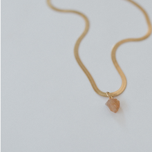 Load image into Gallery viewer, Pandia Raw Citrine Necklace