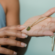 Load image into Gallery viewer, Rhea Raw Peridot Necklace