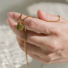 Load image into Gallery viewer, Rhea Raw Peridot Necklace
